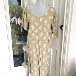 Classic Editions vintage floralDress in sage green. Cottagecore, size L. EUC